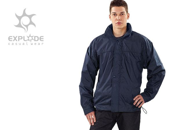 Resort - vetrovka sa postavom 3