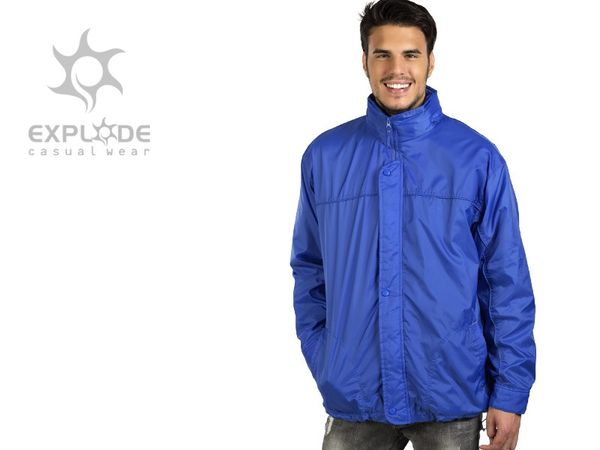 Resort - vetrovka sa postavom 4