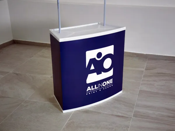 Promo pult Quadro