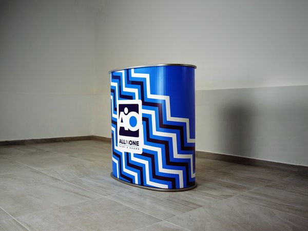 Pop up counter Easel