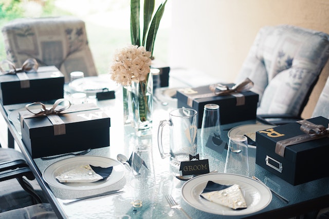 creative wedding table plan and seating ideas