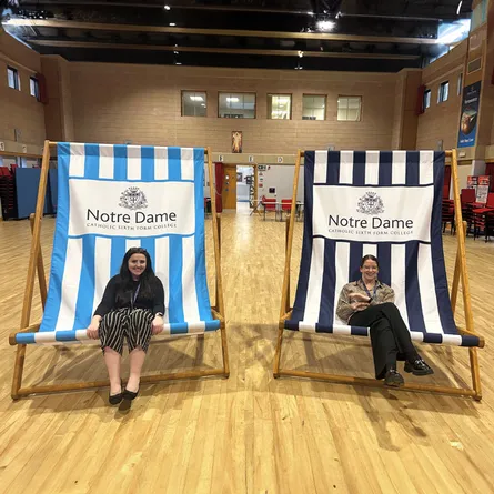 Printed Giant Deck chairs