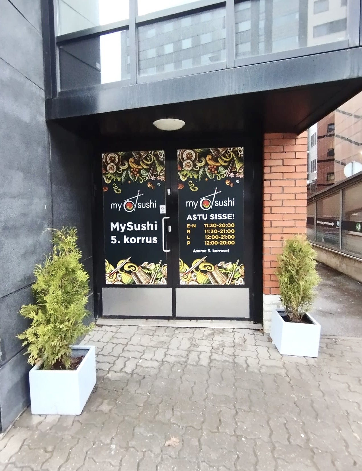 Kleebised akendele ja vitriinidele