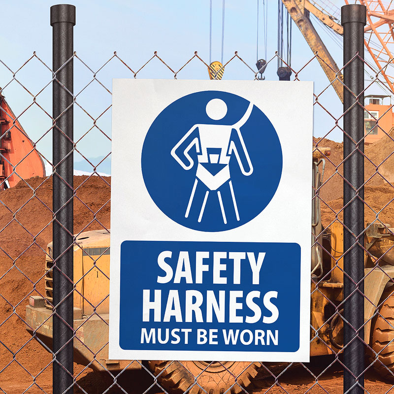 Safety Harness Must Be Worn Sign 