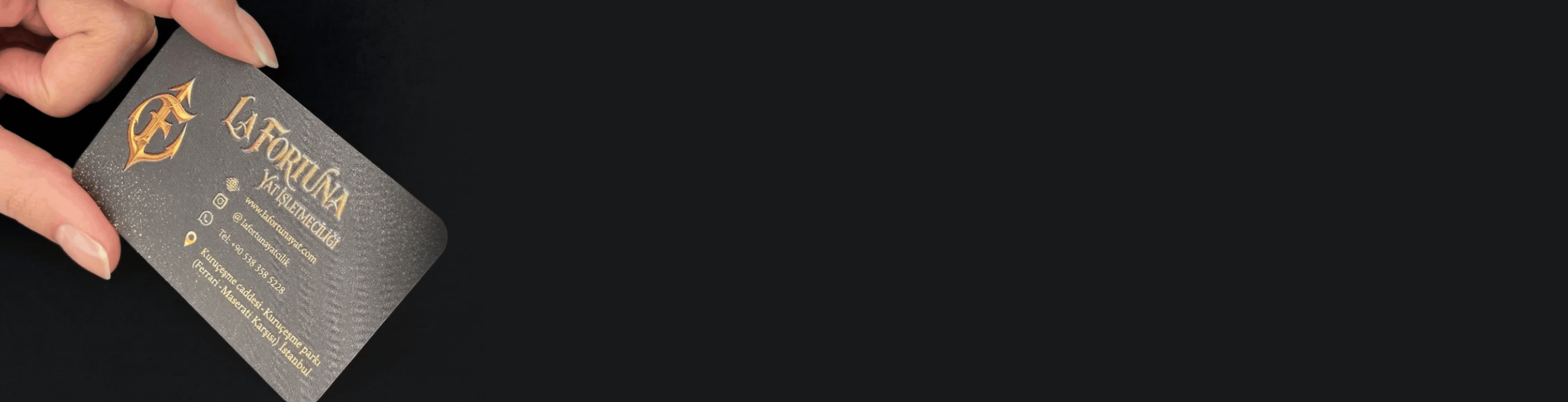 Kabartma Laklı Kartvizit