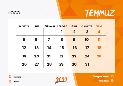 2027 Piramit Masaüstü Takvim Tasarımı