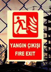 Türkçe İngilizce Yangın Çıkışı Uyarı İşareti Levhası