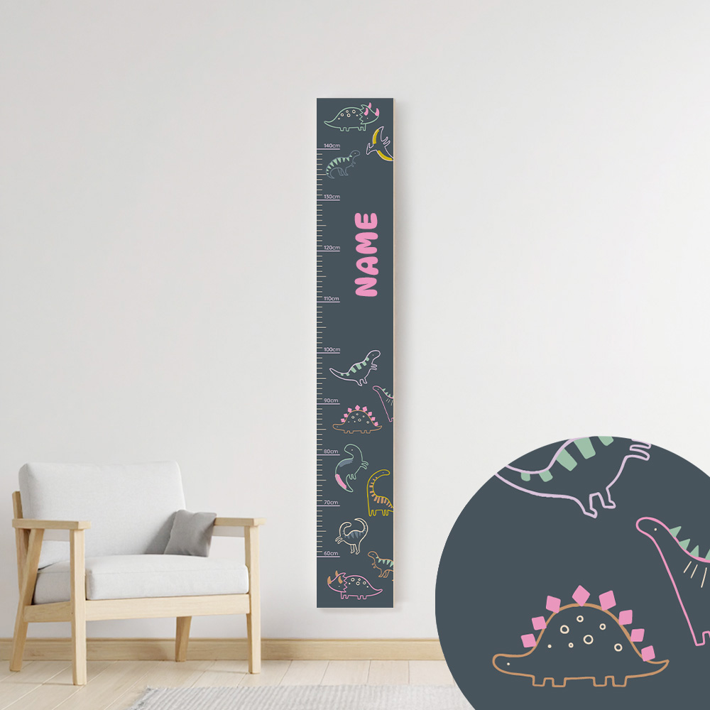 Personalisierte Holz-Messlatte dinoversum – Galaktischer Wachstumsspass für kleine Entdecker
