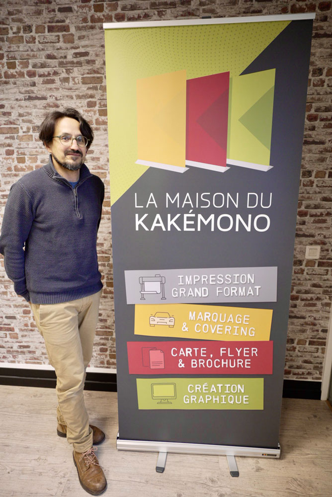 Largeur standard de 85 cm sur un kakémono