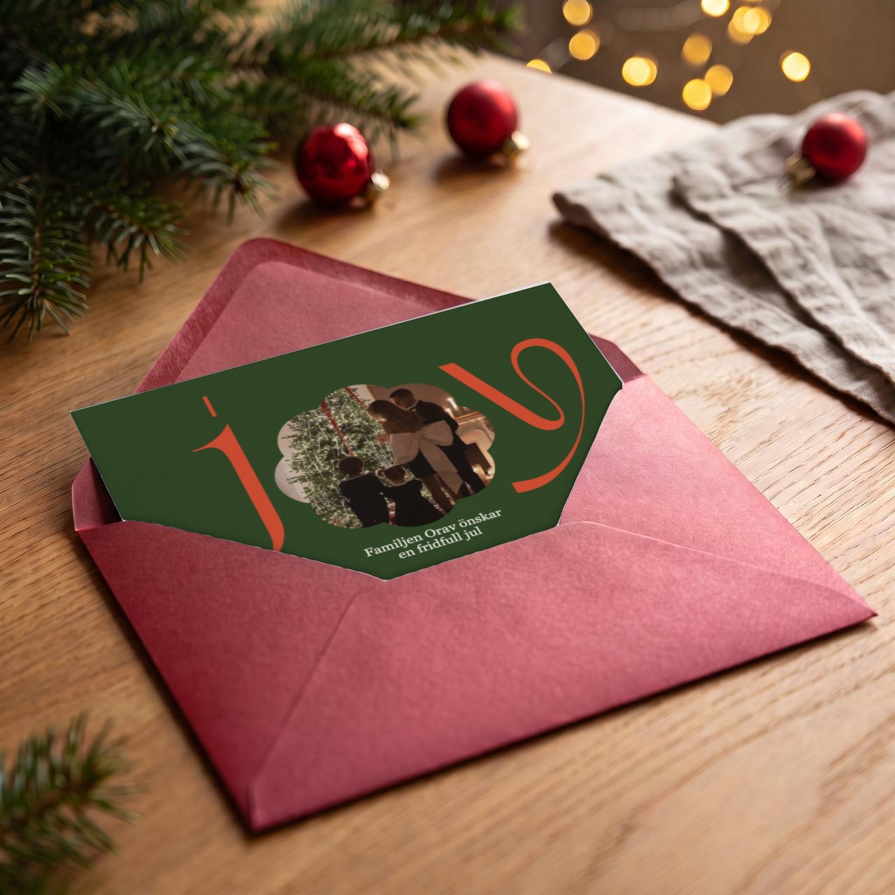 Christmas card in envelope – pearl-red (sv)