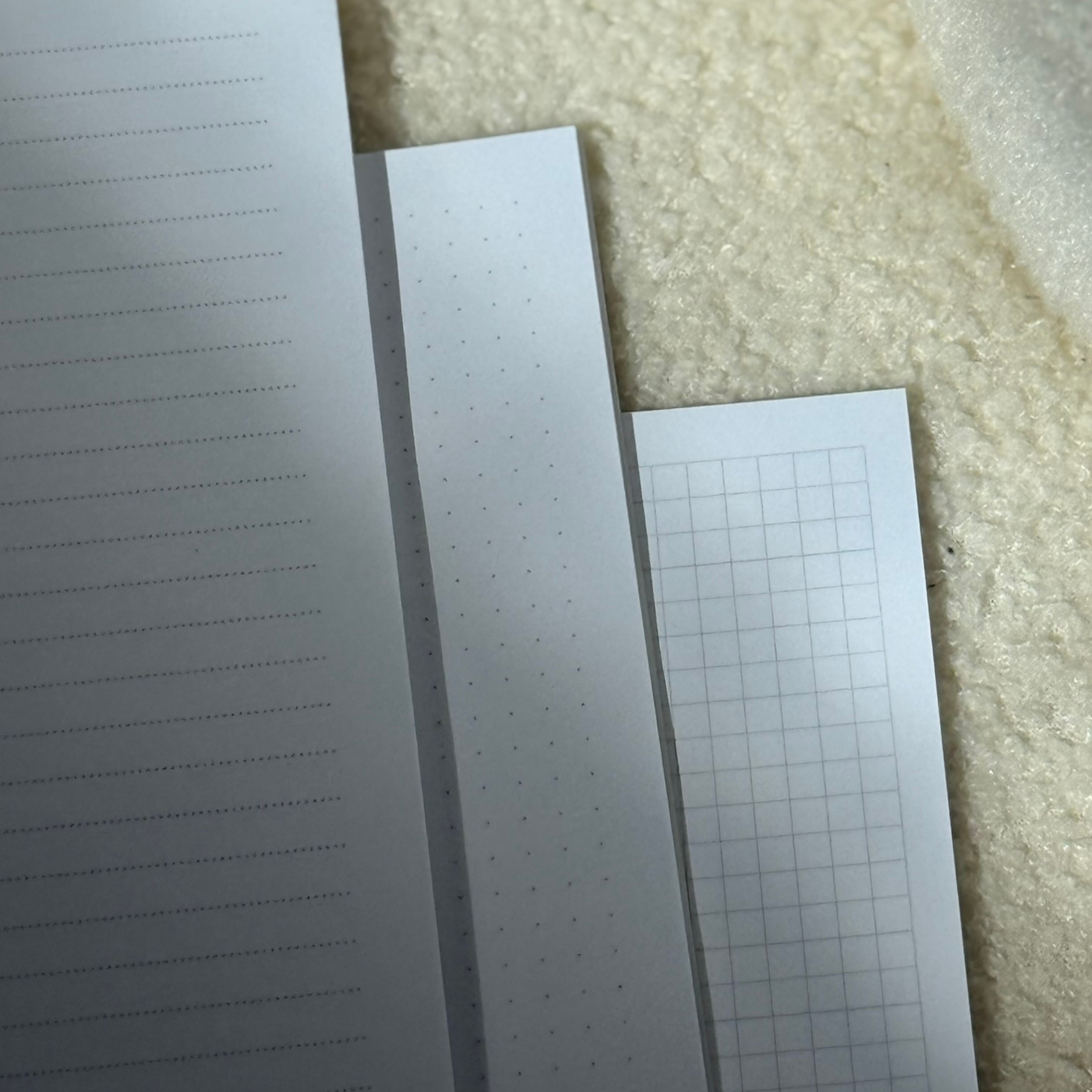 vihik kaustik tagasi kooli back to school notebook notepad kammköide klamberköide trükk vihko komplekt koerad.