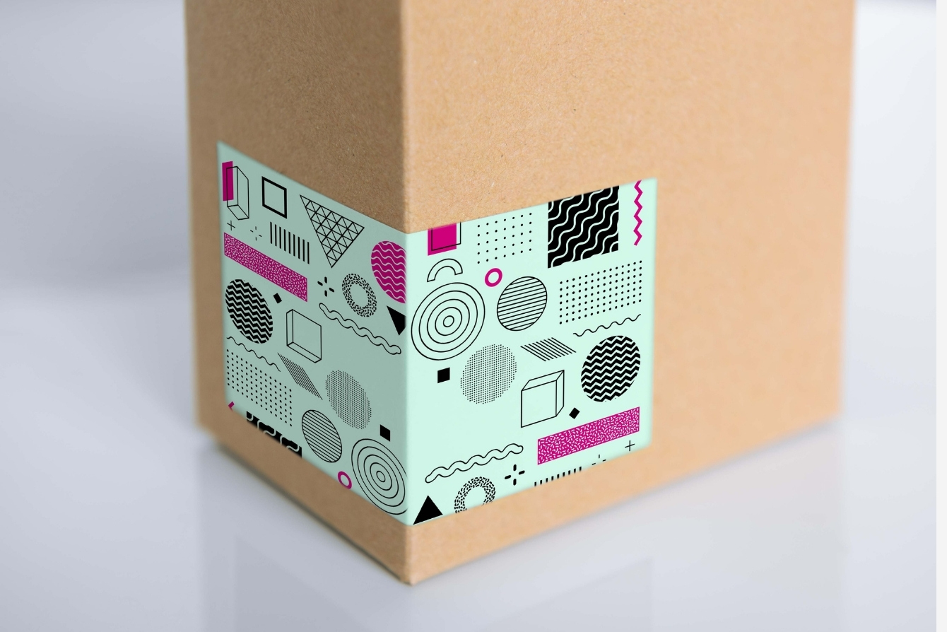 Etiquetas adhesivas o pegatinas con diferentes acabados para todos tus productos. Impresa por tu imprenta online de 