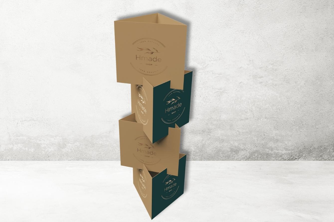 Tótem publicitario triangular apilado Tótem fabricado en España e impreso por tu imprenta online de confianza