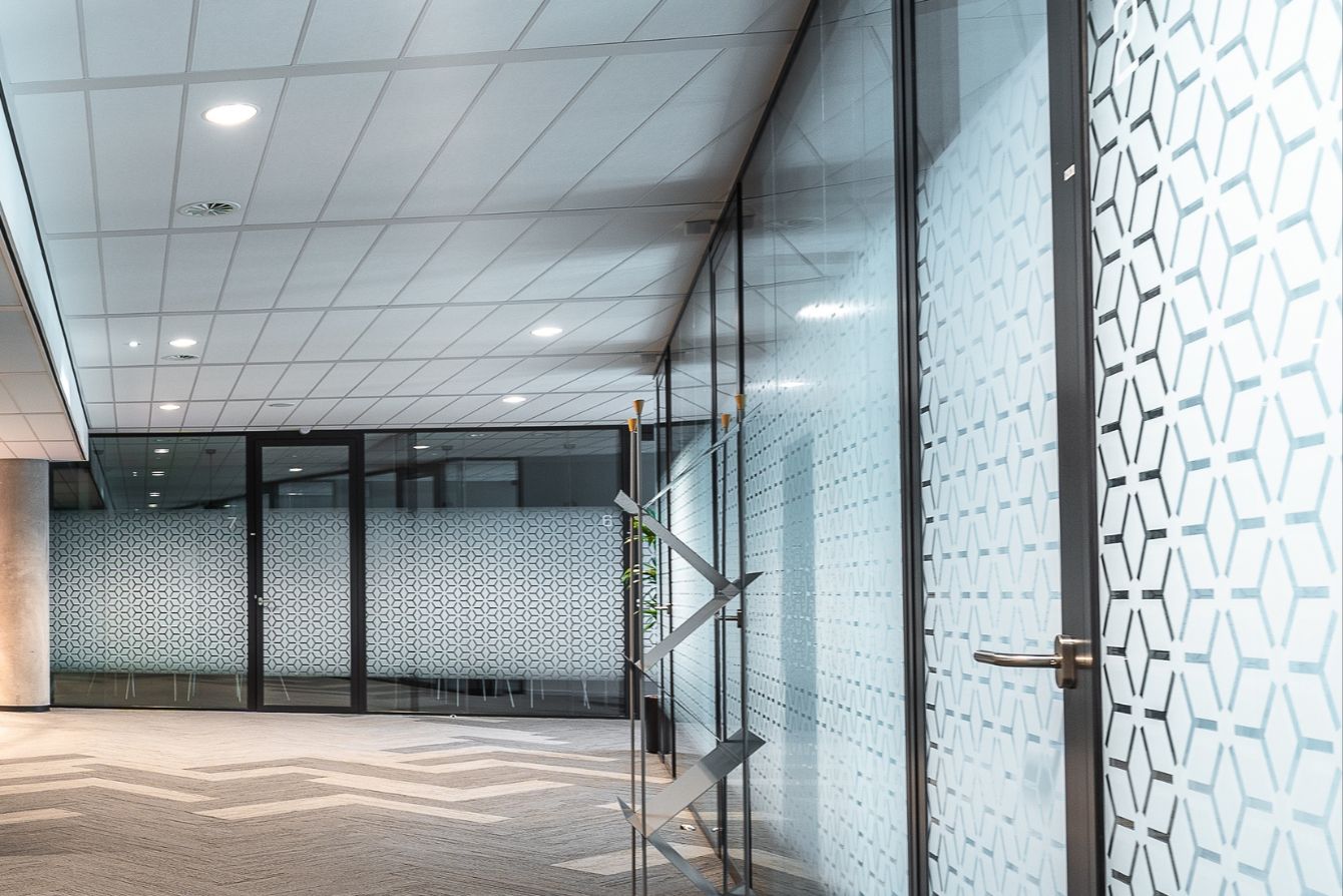 Vinilo ácido o glaseado impreso en España  por tu imprenta online de confianza