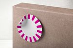 etiqueta logo printai en caja